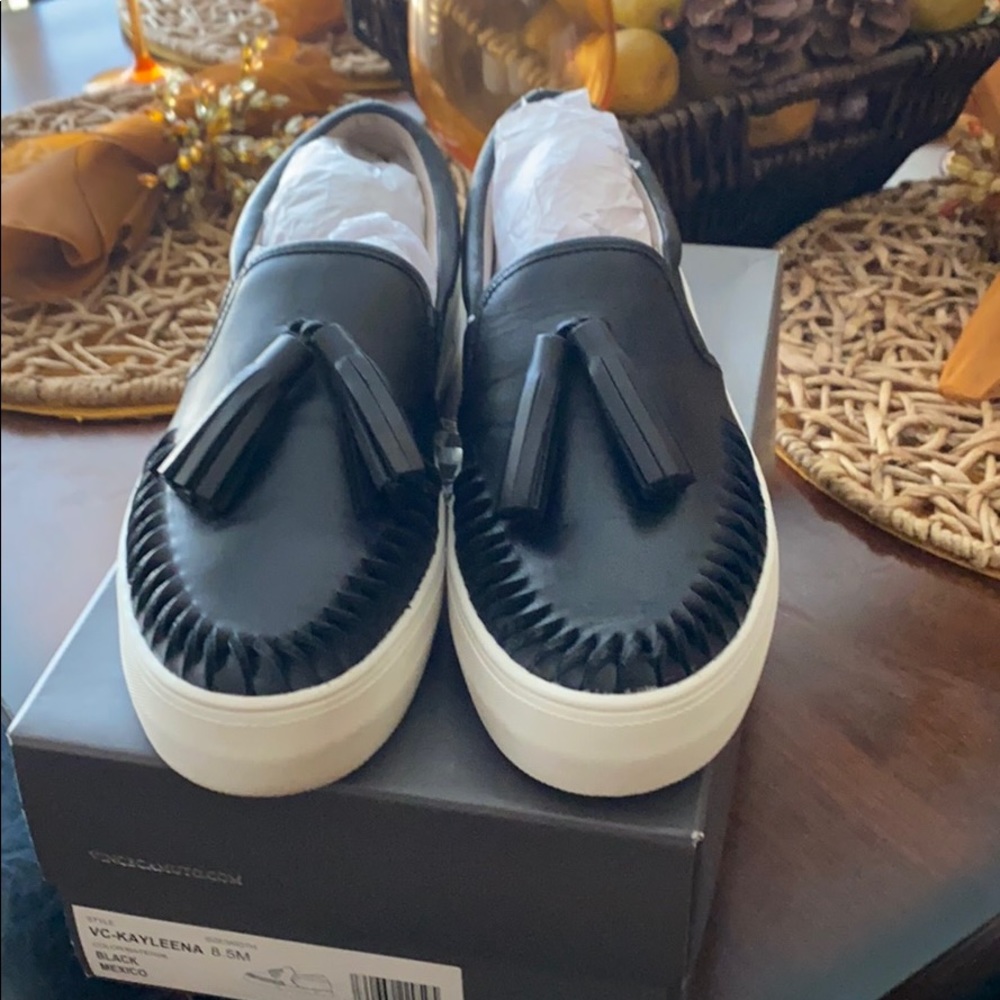 Vince Camuto black leather slide in sneakers